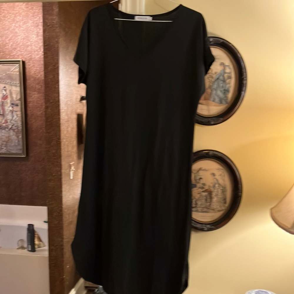 Black tee shirt dress